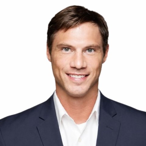 Bastian Kneuse, Finance